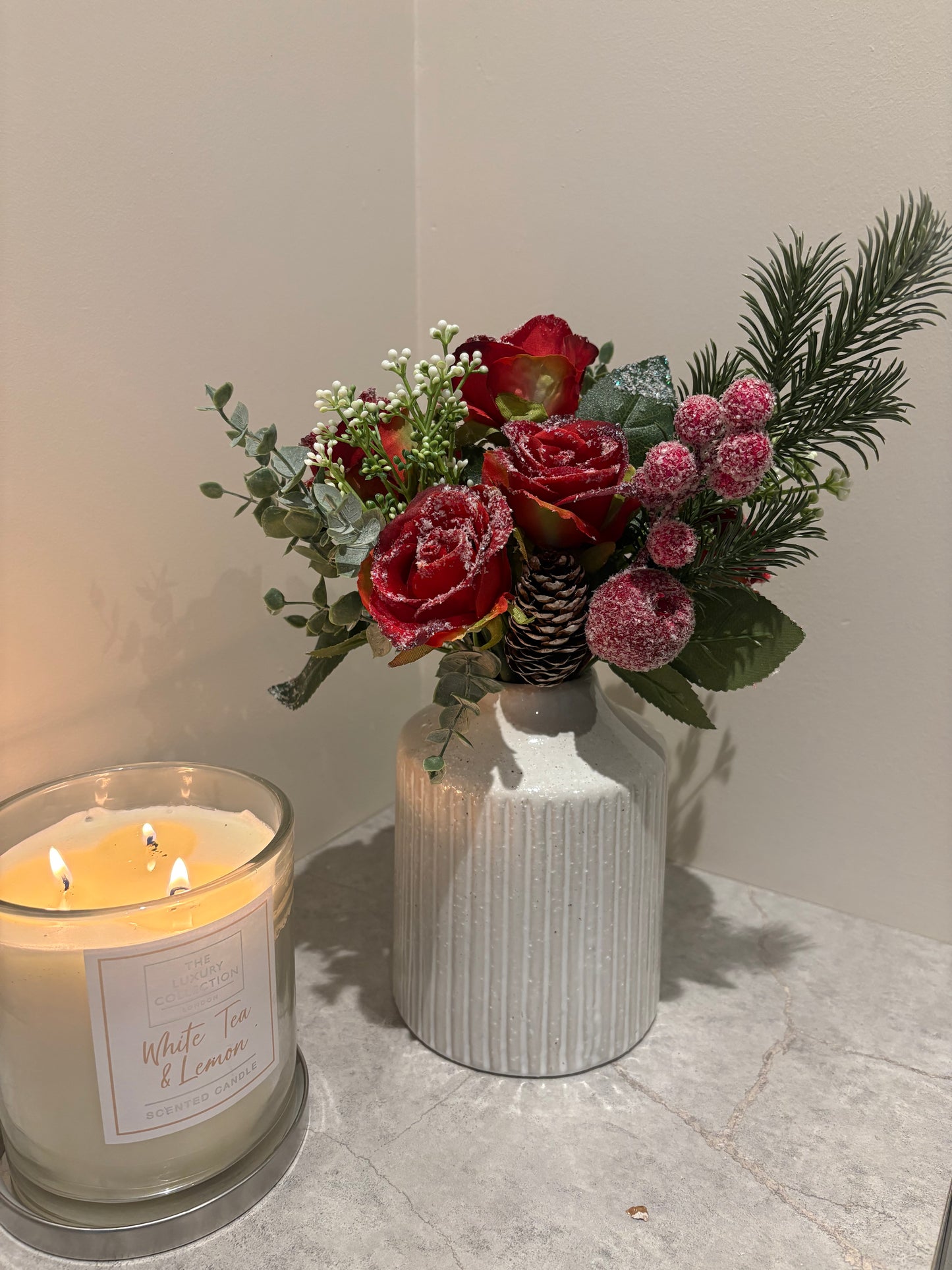 Red Christmas posy and Vase