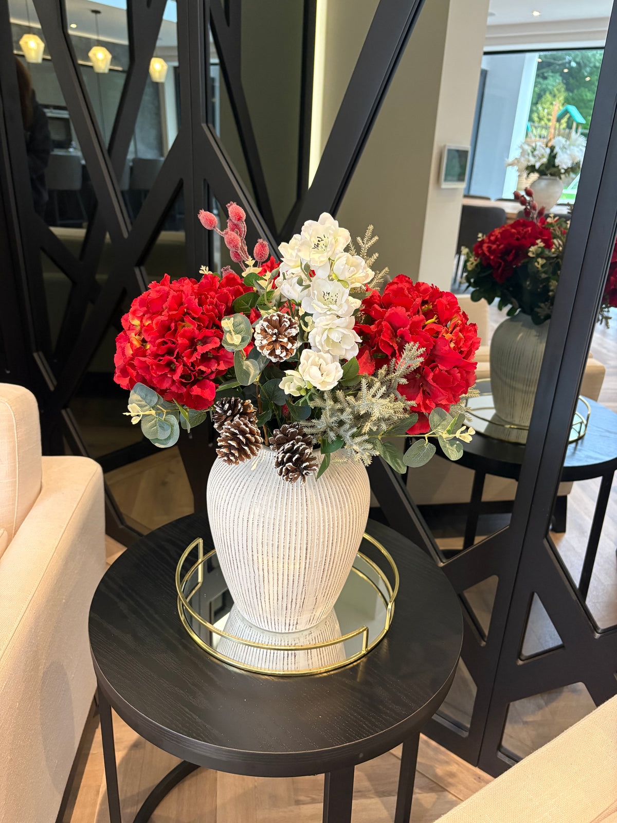 Red Hydrenga bouquet